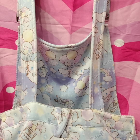 Cinnamon roll pastel overall - Picture 9 of 10